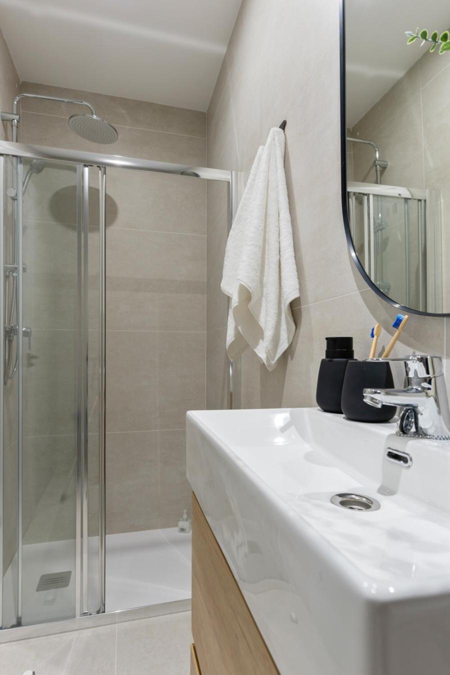 Appartement Matisse, Totalmente Reformado Y Modernista à Gijón Extérieur photo